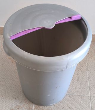 Cubo pienso mascotas perro gato animales