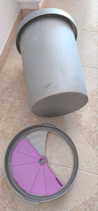 Cubo pienso mascotas perro gato animales