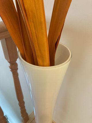 Jarròn blanco de cristal.