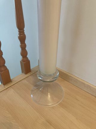 Jarròn blanco de cristal.