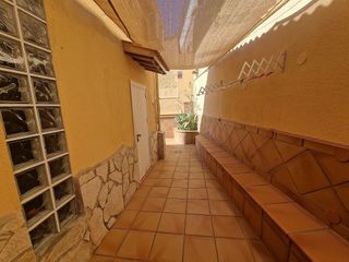 Chalet en venta en Camps Blancs en Sant Boi de Llobregat