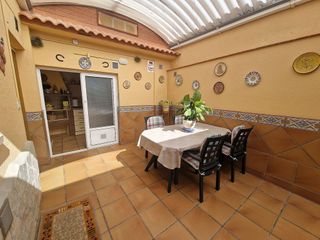 Chalet en venta en Camps Blancs en Sant Boi de Llobregat