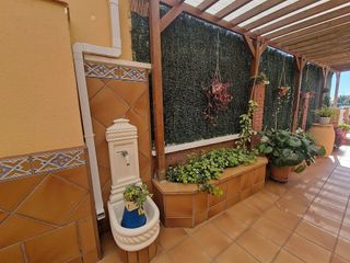 Chalet en venta en Camps Blancs en Sant Boi de Llobregat