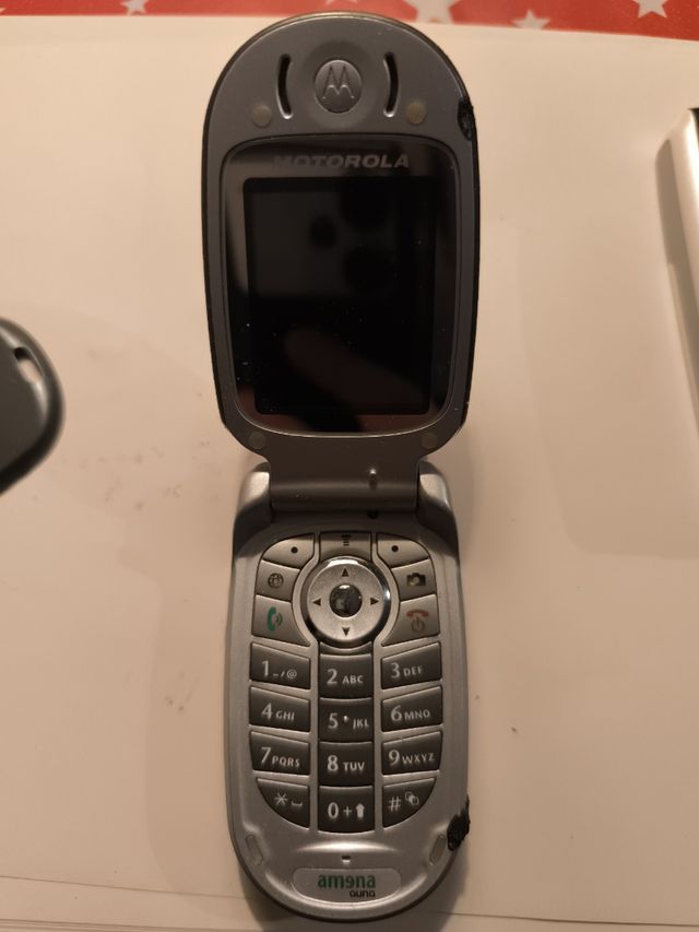 Motorola V547