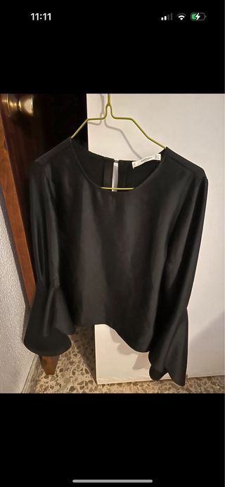 Blusa mangas flamenca