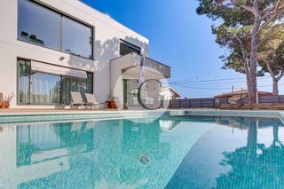 Chalet en venta en Montmeló