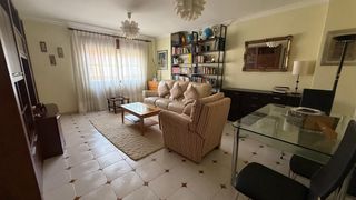 Se vende nave y vivienda en Monforte de Lemos 
