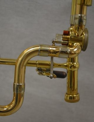 Trombón Sib/Fa Schagerl Casero en muy buen estado