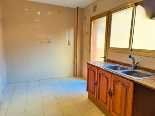 Casa pareada en venta en Zona Mercat en Rubí