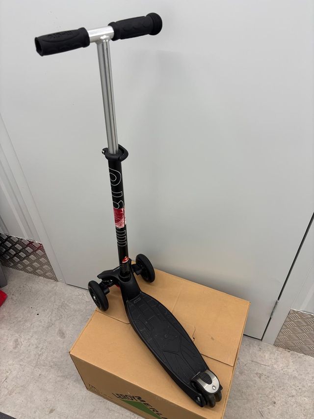 Patinete micro Maxi negro