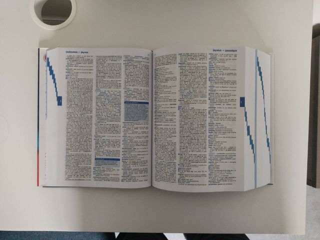 Oxford-Hachette French Dictionary