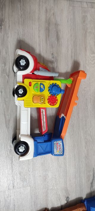 Camión tuc tuc portacoches vtech