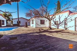 Chalet en venta en Santa Bàrbara