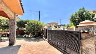 Casa rural en venta en Santa Perpètua de Mogoda