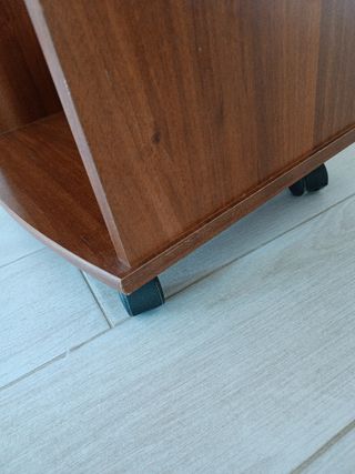 Consolle legno vintage con rotelle 