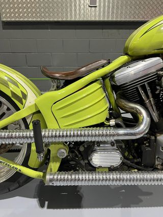 HARLEY DAVIDSON SOFTAIL BOBBER