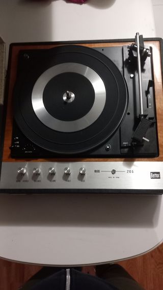 tocadiscos mark 210s