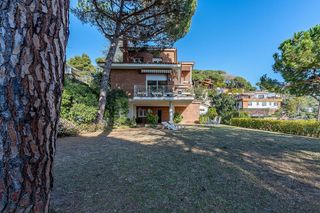 Chalet en venta en Urbanitzacions en Mataró