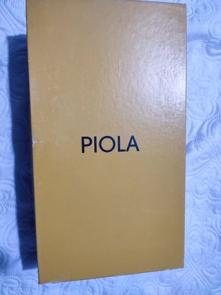 Zapatos salón de charol azul marino de piel