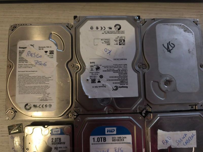Lote discos duros para piezas o reparar.