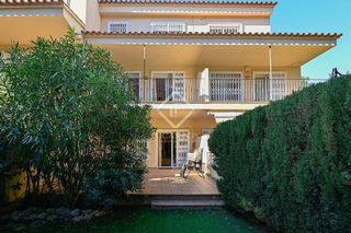 Casa adosada en venta en Els Pins - Politur en Castell-Platja d´Aro