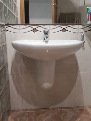 Pica roca + Grifo Grohe + espejo