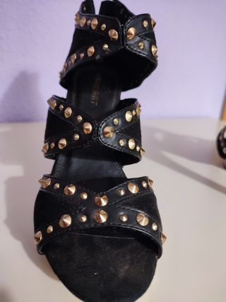 Zapatos-sandalias del nuero 37