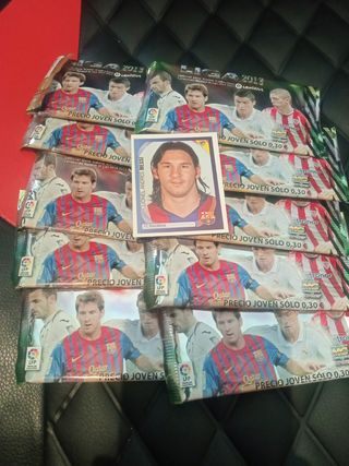 Sobres cerrados y cromo Messi