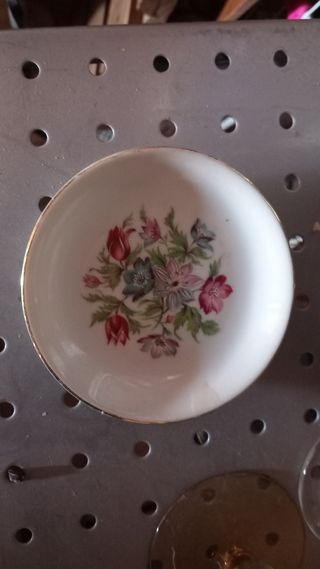 Vendo plato de porcelana