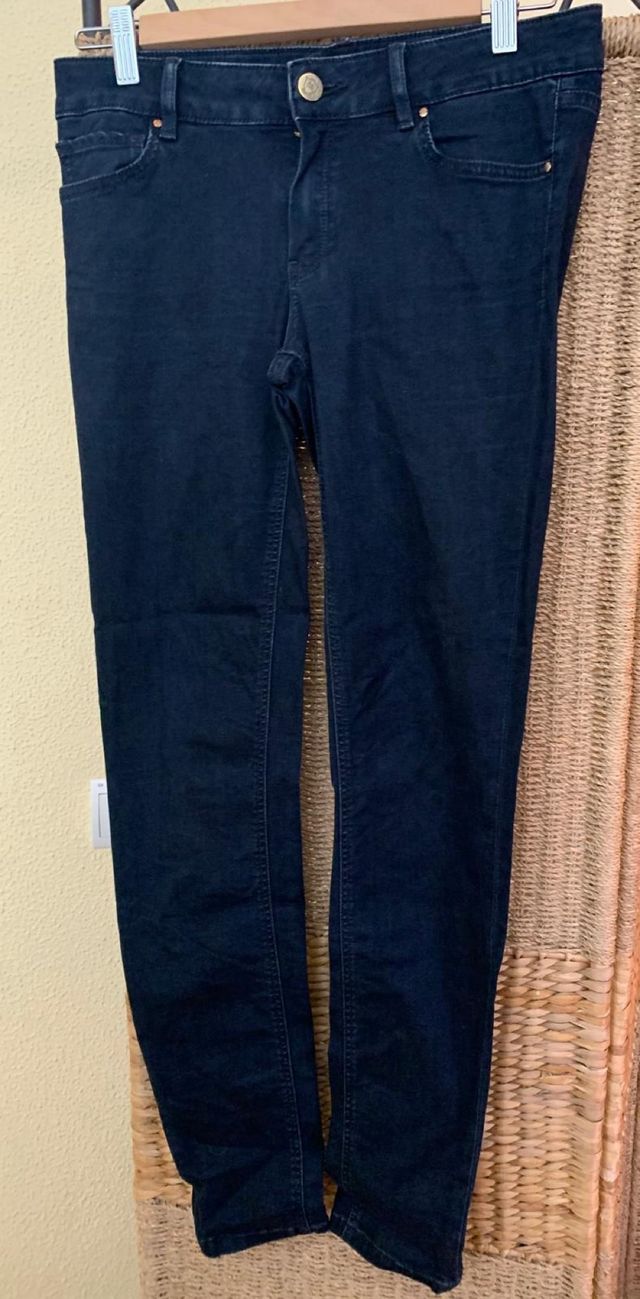 Pantalones de Stradivarius y Zara a 10