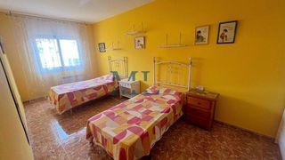 Casa adosada en venta en Santa Maria-Eixample-Sud Sumella en Cubelles