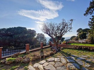 Chalet en venta en Argentona