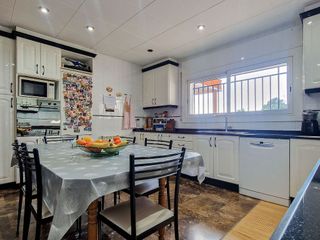 Chalet en venta en Argentona