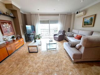 Casa pareada en venta en La Llàntia en Mataró