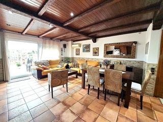 Casa pareada en venta en La Llàntia en Mataró