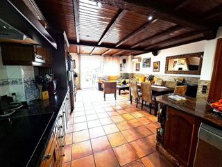Casa pareada en venta en La Llàntia en Mataró