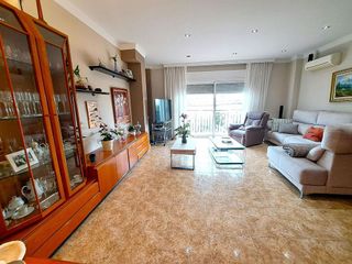 Casa pareada en venta en La Llàntia en Mataró