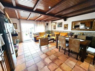 Casa pareada en venta en La Llàntia en Mataró