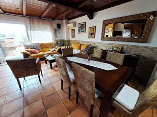 Casa pareada en venta en La Llàntia en Mataró
