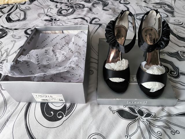 Sandalias de raso 36