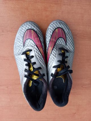 Botas futbol niño o niña