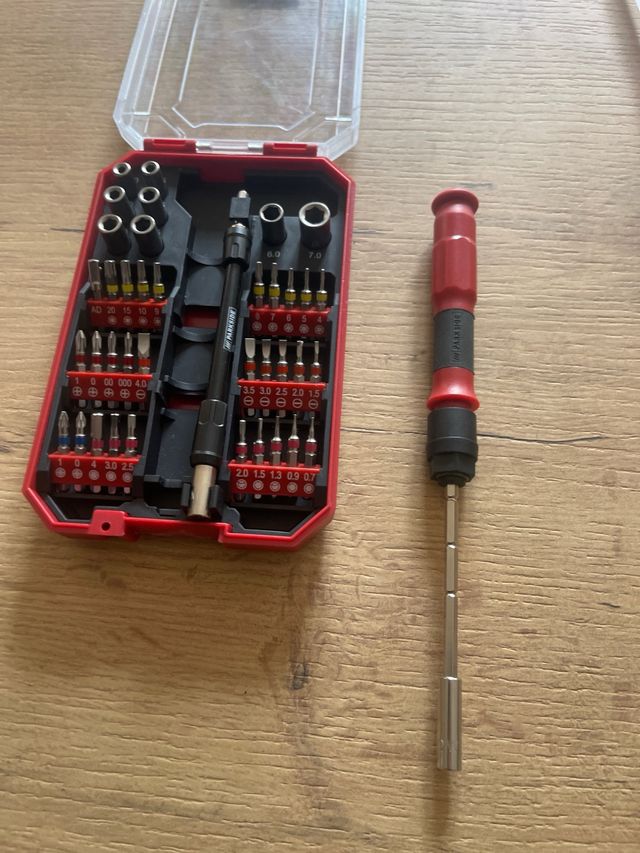 Destornillador de precision y puntas Parkside