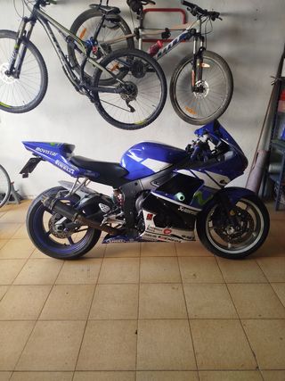 Yamaha R6 2004