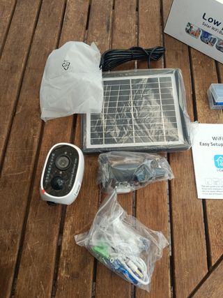 Cámara Vigilancia WiFi Exterior Solar