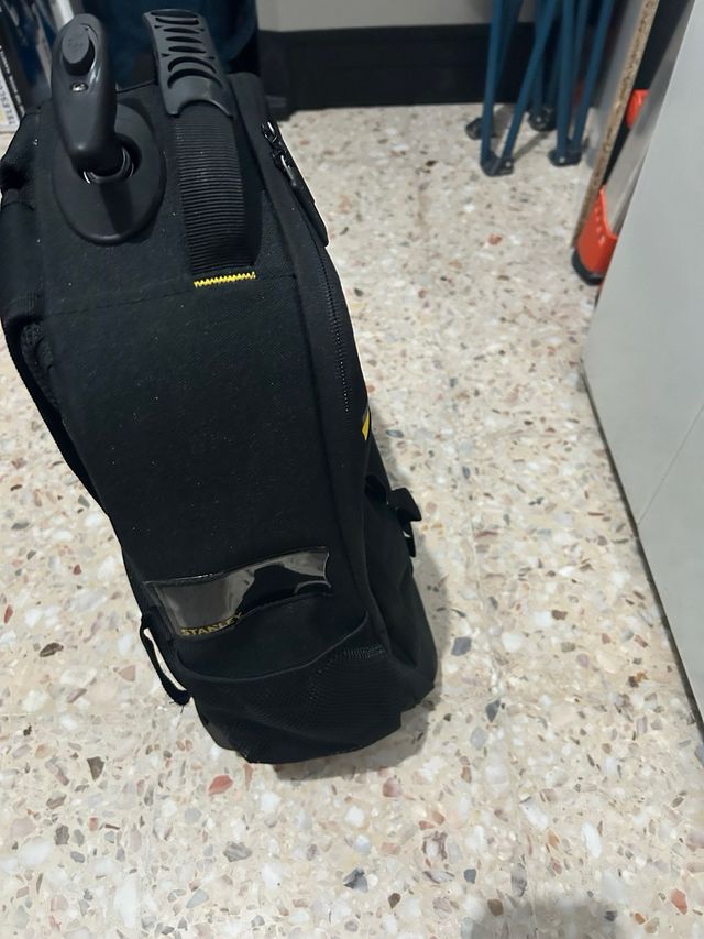 Mochila con rueda stanley