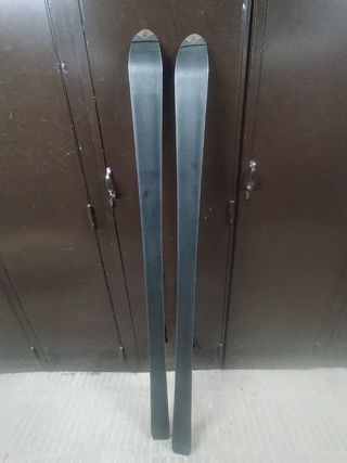 Esquis atomic fijaciones diamir travesia