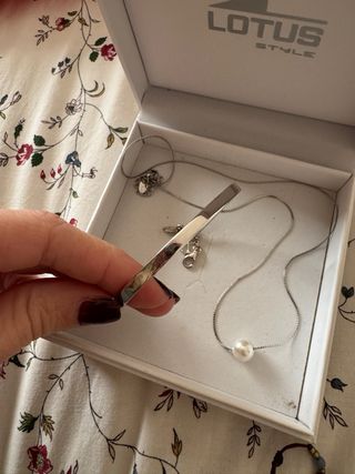 Pulsera y collar lotus