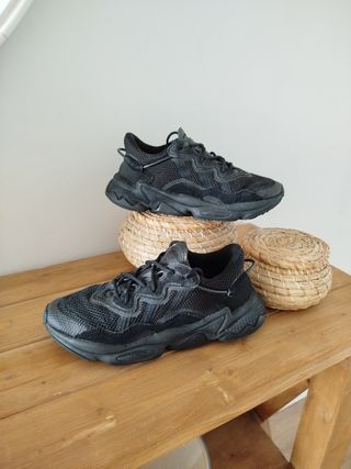 ADIDAS OZWEEGO