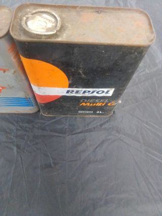 Lata de aceite motor 2L
