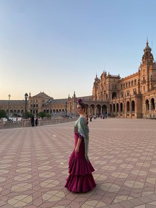 Traje de flamenca color Buganvilla